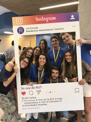Photo call grupo de estudiantes Residencia Universitaria en Malaga